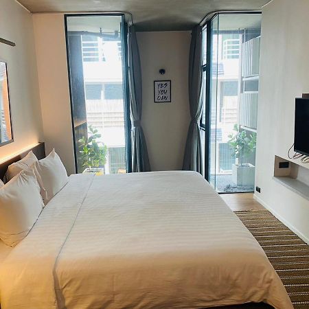 T2 Residence Sathorn Бангкок Экстерьер фото