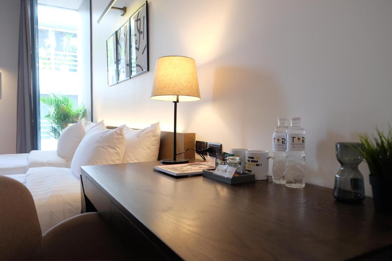 T2 Residence Sathorn Бангкок Экстерьер фото