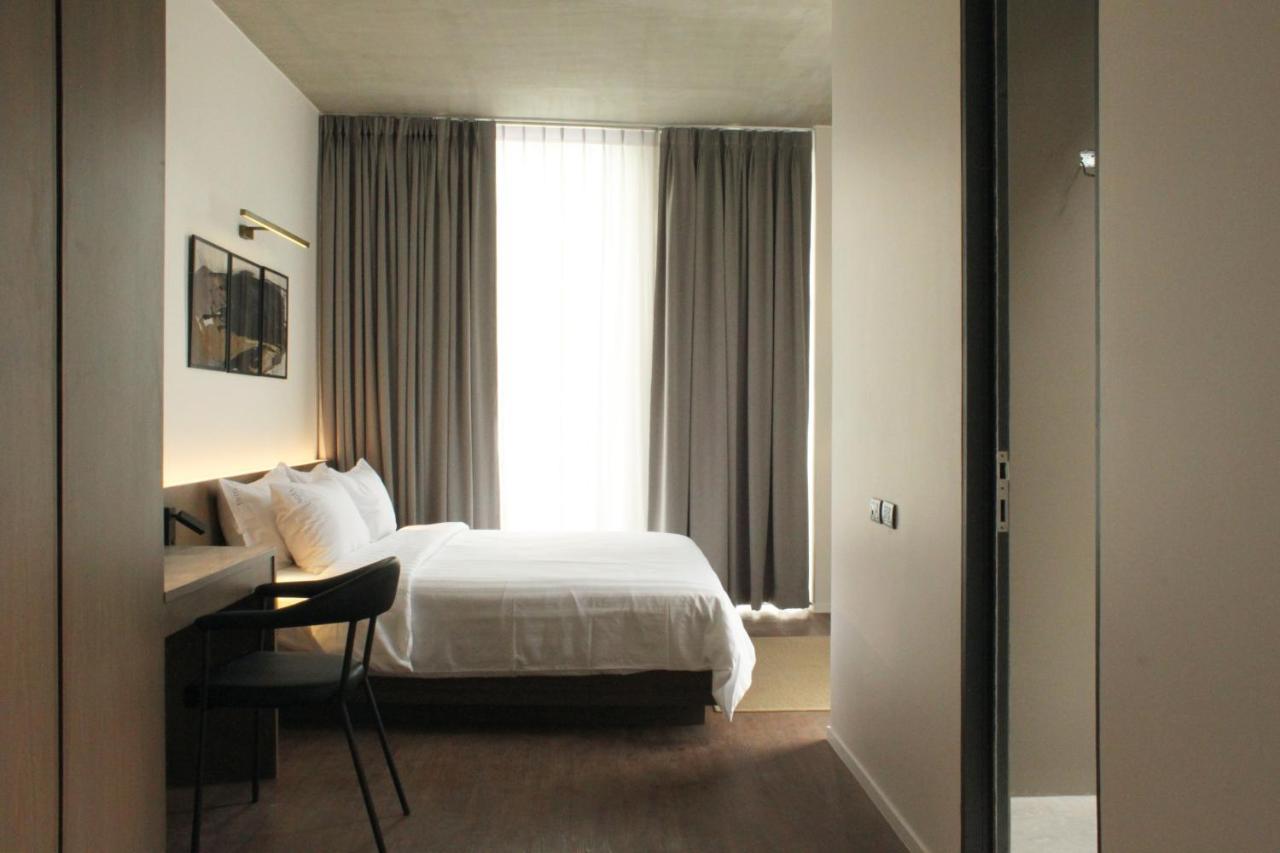 T2 Residence Sathorn Бангкок Экстерьер фото