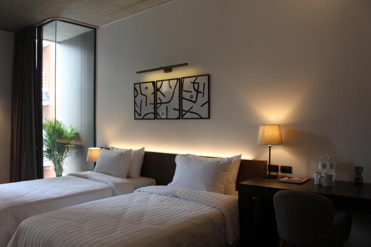 T2 Residence Sathorn Бангкок Экстерьер фото