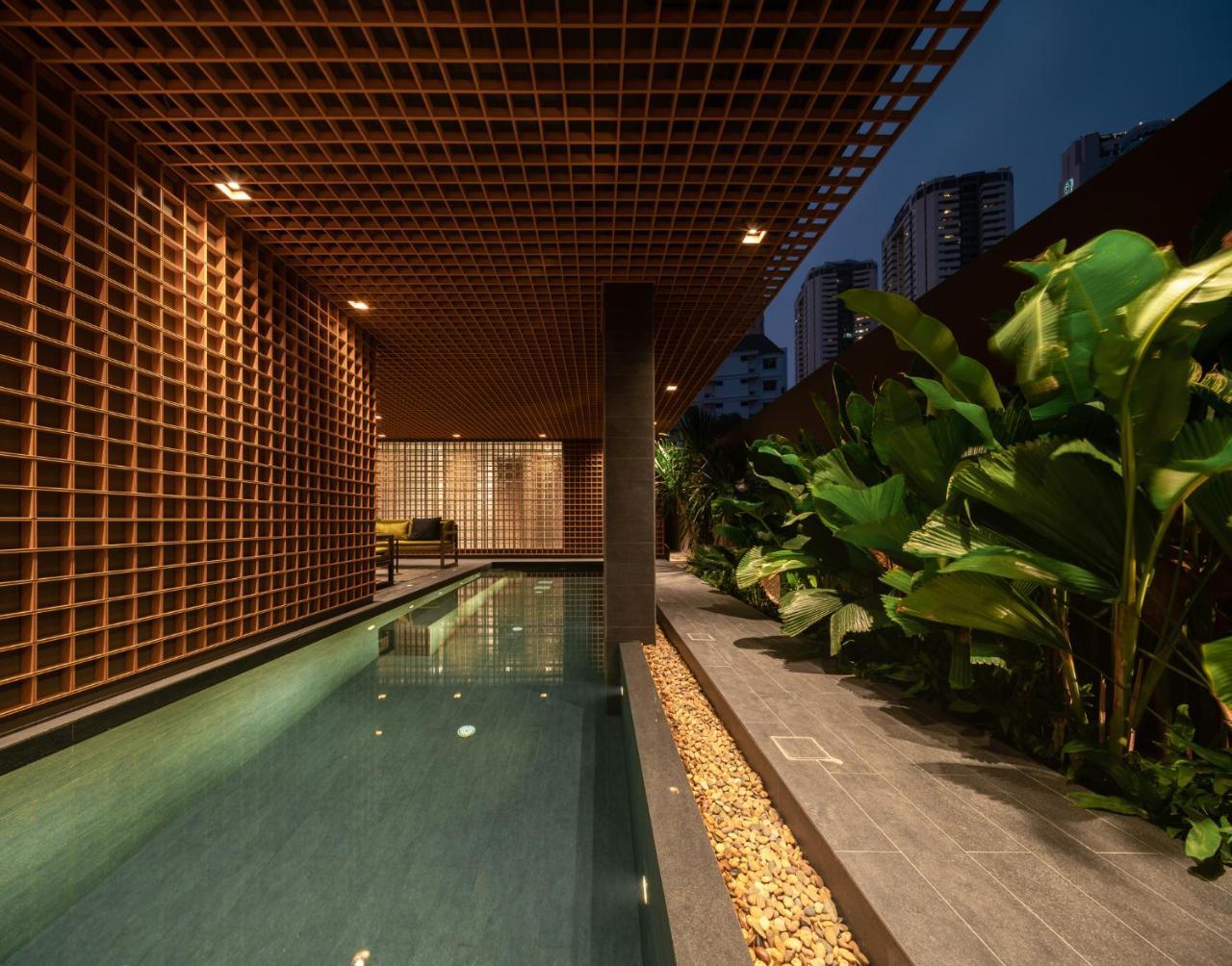 T2 Residence Sathorn Бангкок Экстерьер фото