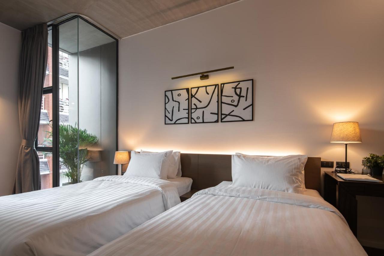 T2 Residence Sathorn Бангкок Экстерьер фото