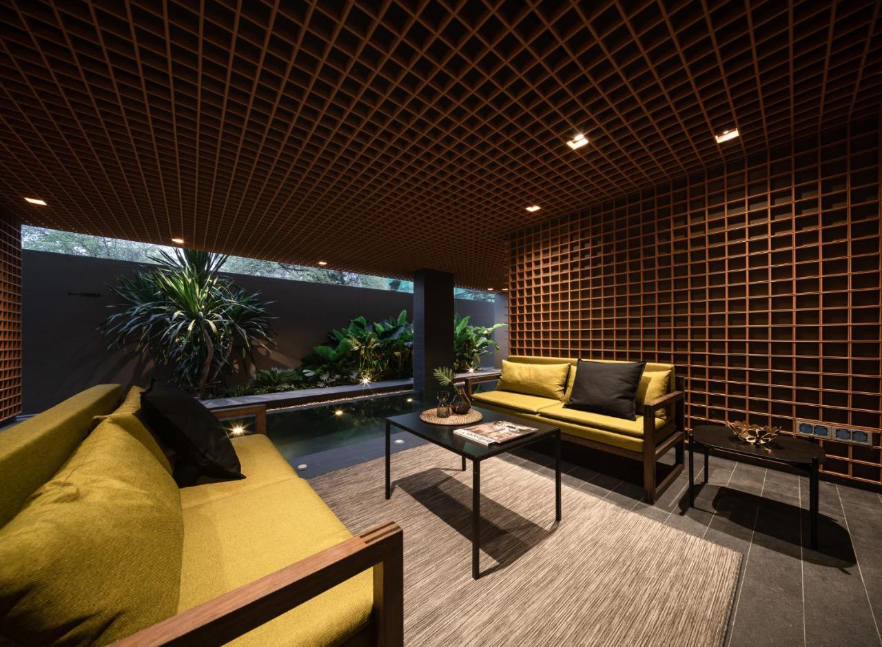 T2 Residence Sathorn Бангкок Экстерьер фото